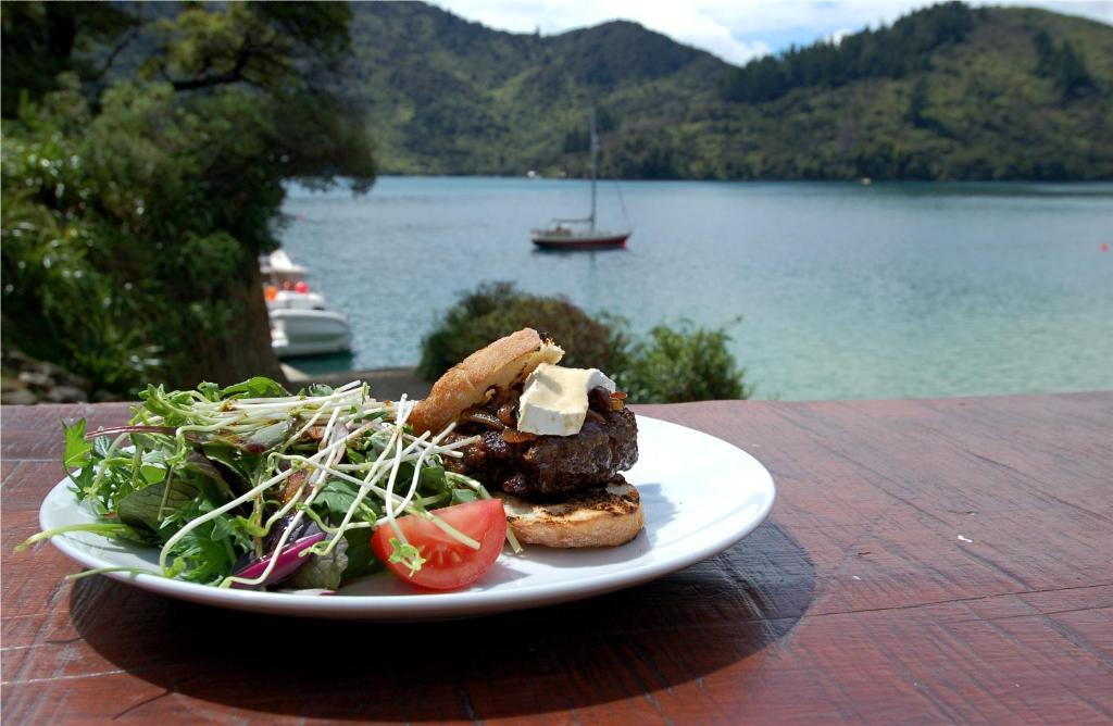 Lochmara Lodge - 20Mins By Boat From Picton Lochmara Bay Exterior photo